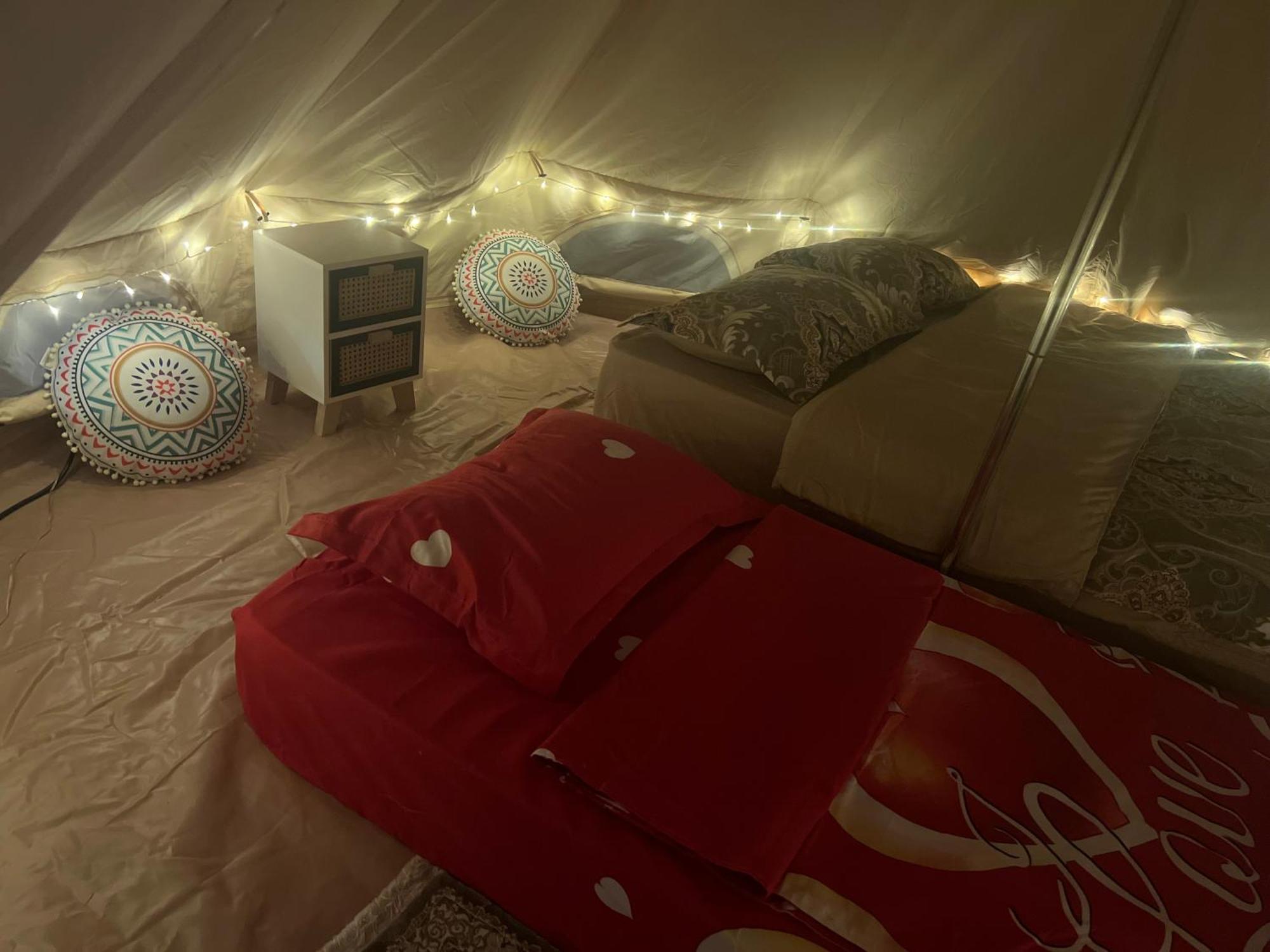 Meme Glamping Hotel Corbu  Kültér fotó